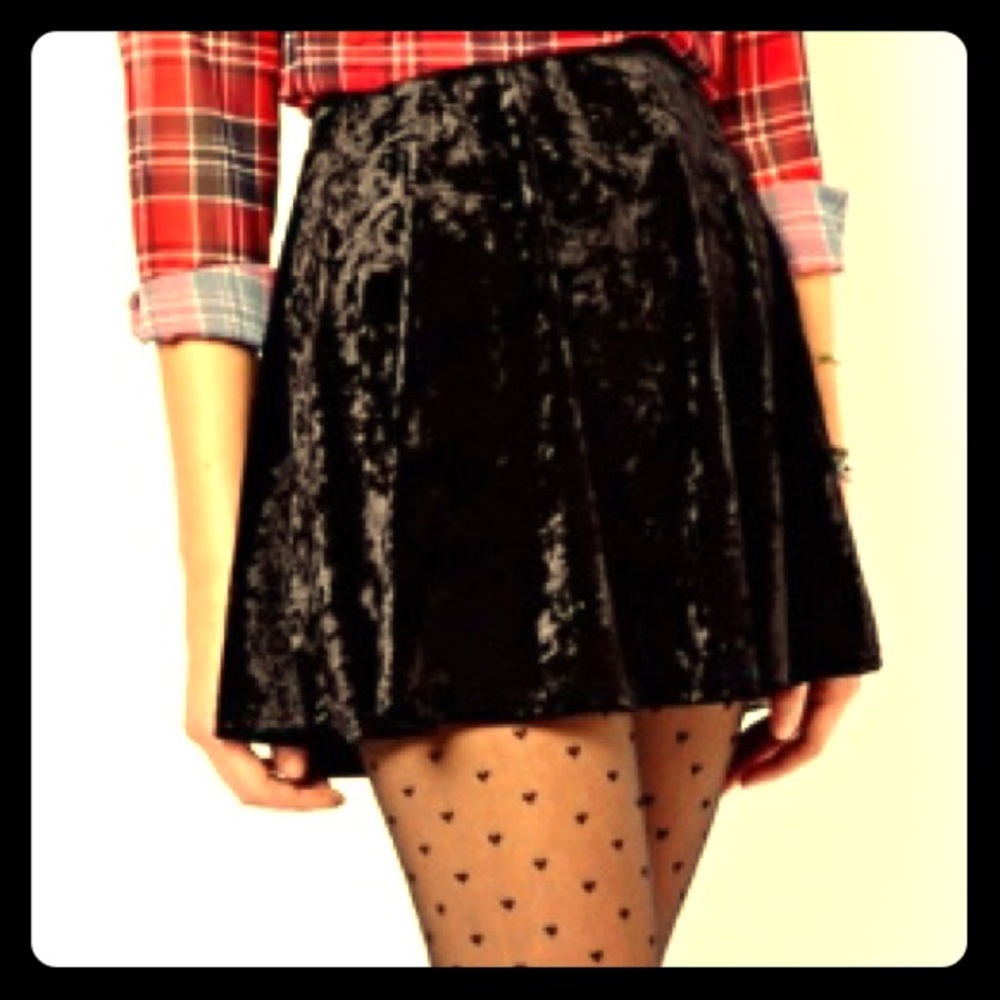 New Look Crushed Velvet Skater Skirt